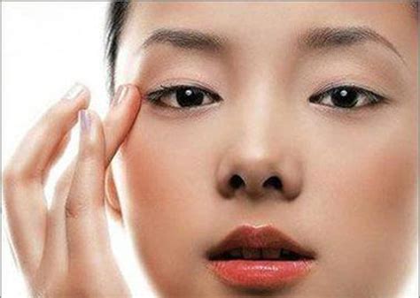 周一至周日眼跳吉凶_女人二十四小时眼跳吉凶预兆,第3张 周一至周日眼跳吉凶_女人二十四小时眼跳吉凶预兆,第3张