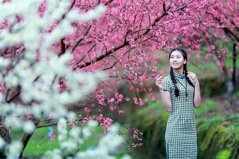 女人桃花运来临的六大征兆_女人桃花运旺多说明什么,第2张