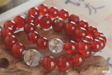 缺火的女人适合佩戴什么_女孩五行缺火佩戴什么好,第4张 缺火的女人适合佩戴什么_女孩五行缺火佩戴什么好,第4张