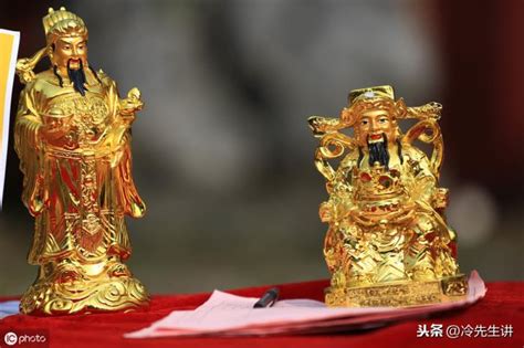 财神爷的摆放方向_财神爷最佳摆放位置,第7张 财神爷的摆放方向_财神爷最佳摆放位置,第7张